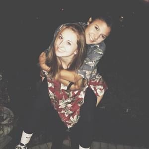 Meet your Posher, Taryn